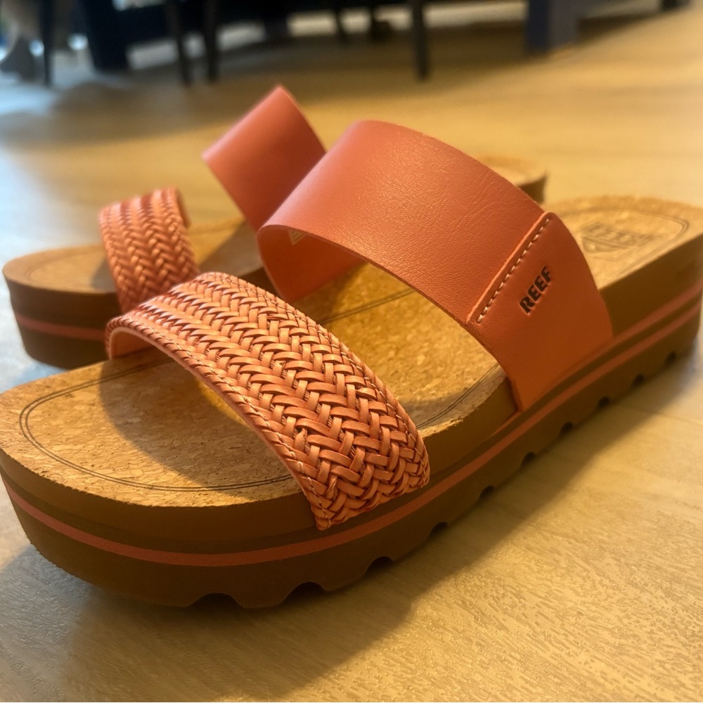 Reef Cushion Vista Hi Sandals